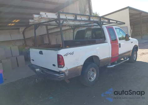 2003 Ford F-250 Lariat/Xl/Xlt z USA, uszkodzony, nr VIN 1FTNX21L83EB08878